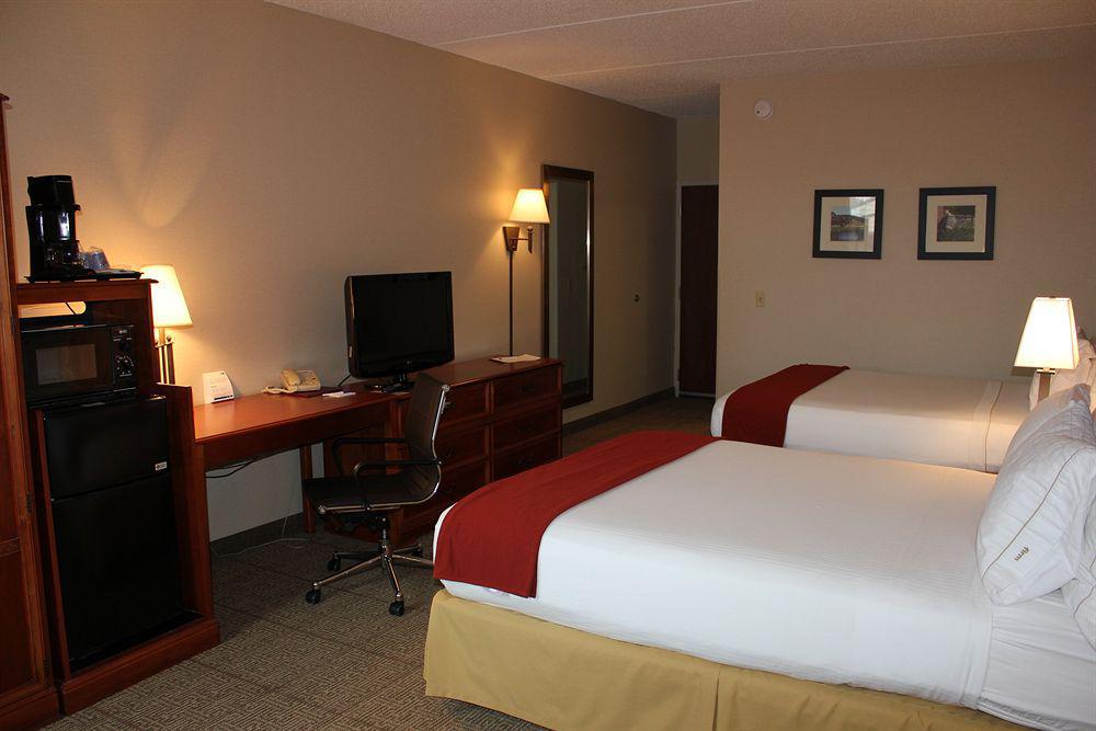 Fairfield By Marriott Inn & Suites Madison South Exteriér fotografie